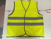 Жилет светоотражающий сигнальный жёлтый на пуговицах 1А 12.4.281-2014